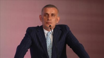TFF’nin açıklamasına göre Kempinski Hotel’de düzenlenen toplantıda TFF’yi temsilen Hacıosmanoğlu’nun