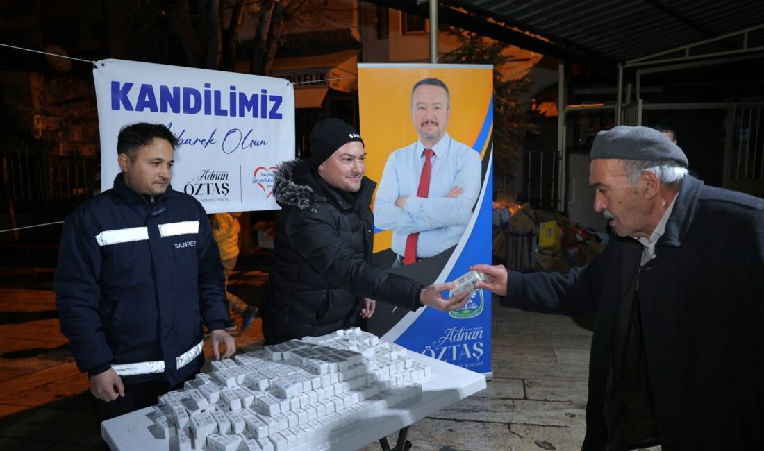 Sandıklı Belediye Başkanı Adnan Öztaş’ın talimatlarıyla, Regaip Kandili dolayısıyla ilçedeki