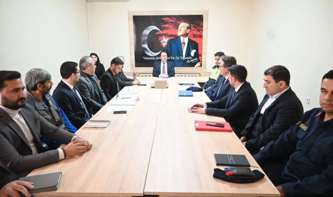 Çay Kaymakamı ve Sultandağı Kaymakam Vekili Hasan Hüsnü Türker başkanlığında,