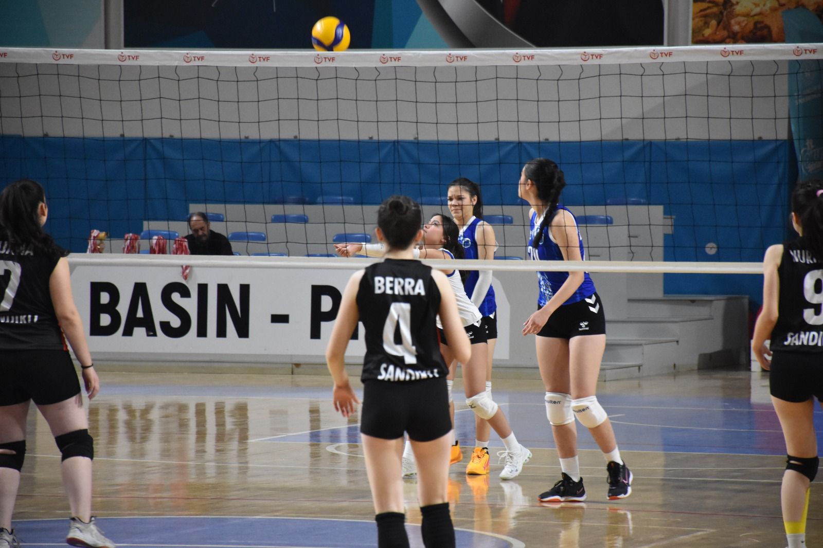 Gençlik ve Spor İl Müdürlüğü koordinesinde düzenlenen 2025–2026 Sezonu Voleybol