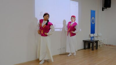 Afyon Kocatepe Üniversitesi (AKÜ) Dinar Meslek Yüksekokulunda (MYO), uluslararası öğrencilerin