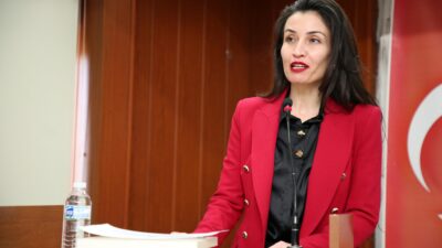 Erdal Akar Konferans Salonunda düzenlenen Fen Edebiyat Fakültesi Türk Dili