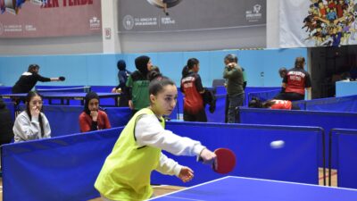 Afyonkarahisar’da düzenlenen Okul Sporları Gençler Masa Tenisi Müsabakaları, iki gün