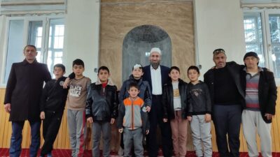 İlçe Vaizi Abdüsselam Fırat’ın yanı sıra cami görevlileri ve vatandaşların
