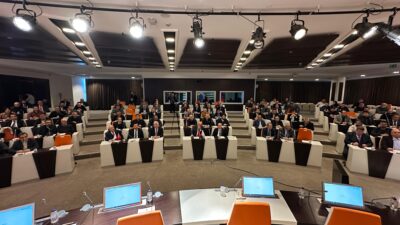 Afyonkarahisar Ticaret ve Sanayi Odası'nda düzenlenen Akaryakıt Sektörü İstişare Toplantısı'nda