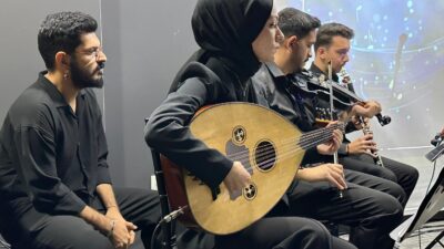 https://www.gazete3.com.tr/wp-content/uploads/2025/12/muziks6s7s7s77s.mp4 Koro Şefi Dilara Ateşali’nin önderliğinde hazırlanan konser, izleyenlere unutulmaz