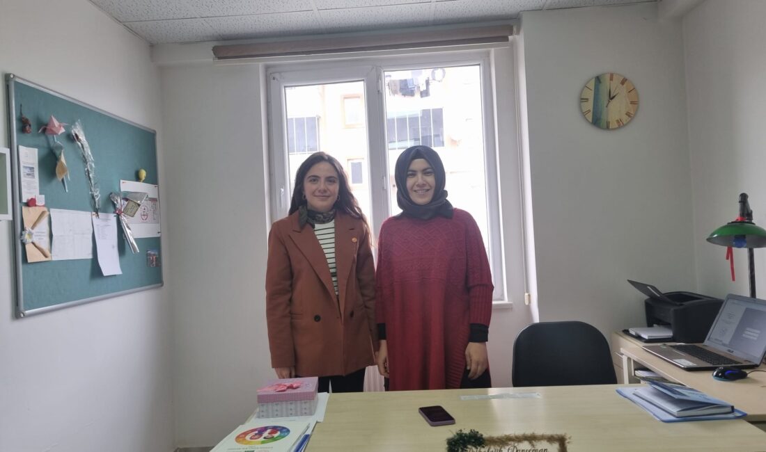 Afyonkarahisar KADEM, ilçe eğitimlerini sürdürüyor. Bayat Şehit Bahadır Özenç Çok