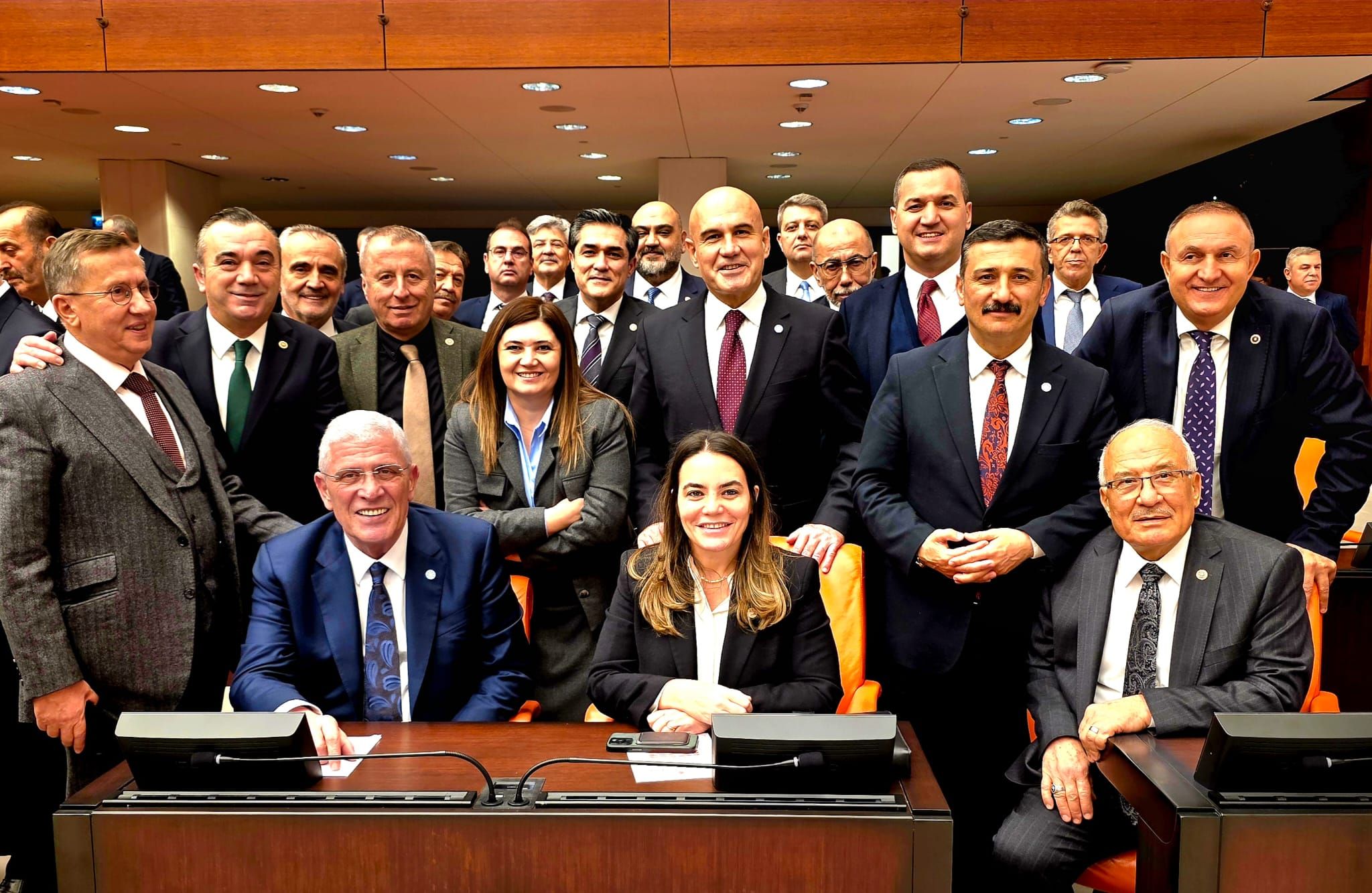 İYİ Parti Genel Başkan Yardımcısı ve Afyonkarahisar Milletvekili Hakan Şeref