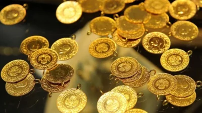 Altın fiyatları güne düşüşle başladı. Gram altın 5 bin 742