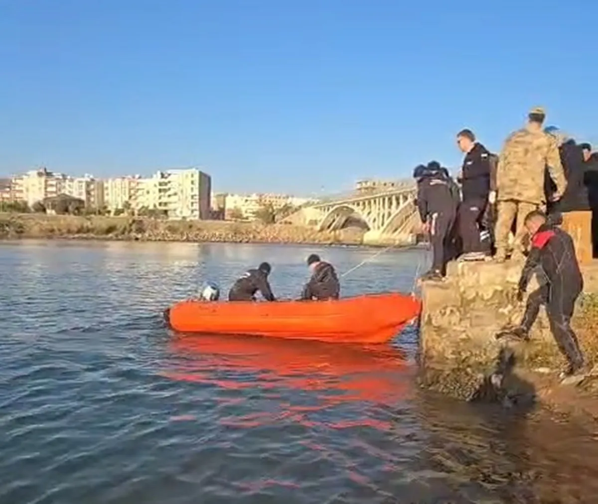 Şırnak’ın Cizre ilçesinde Dicle Nehri’ne düşen Ahmet Erçil’in (12) cansız