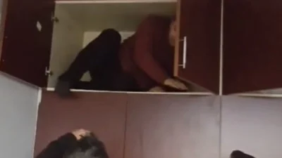 Konya'da polis ekipleri, hakkında 49 farklı suçtan aranma kararı bulunan