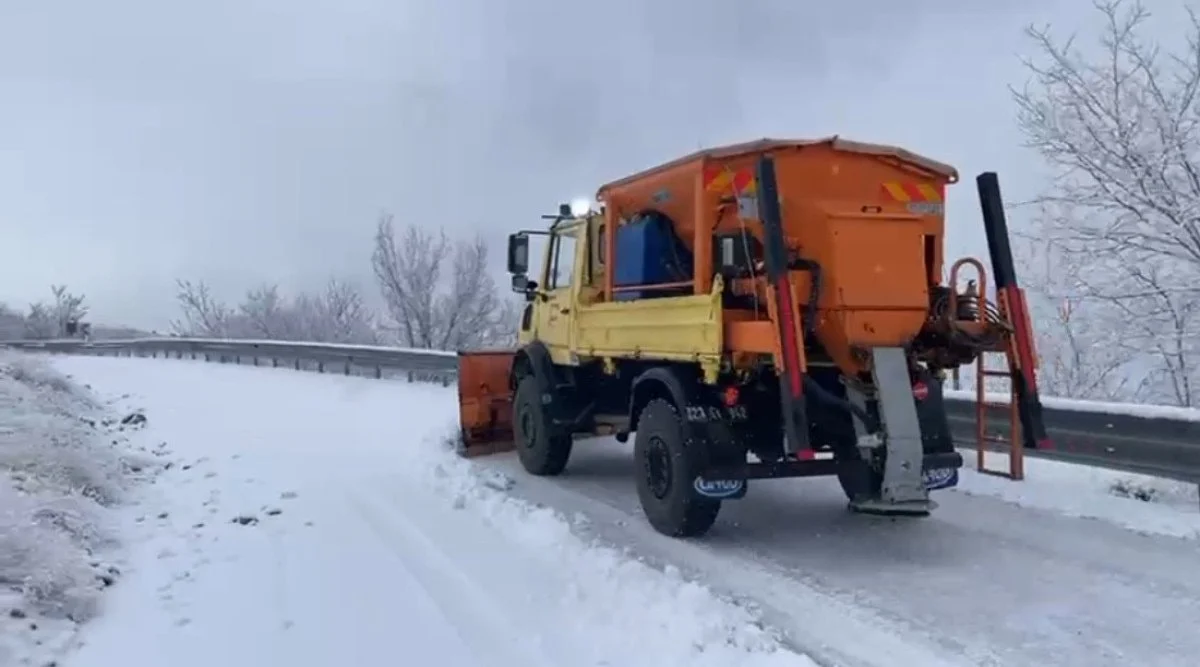 Meteoroloji Genel Müdürlüğü'nün dondurucu soğuk ve kar uyarısının ardından Elazığ'da