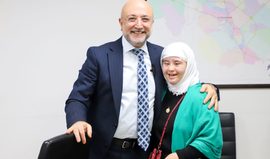 AK Parti Afyonkarahisar İl Başkanı Turgay Şahin, halk günü buluşmaları