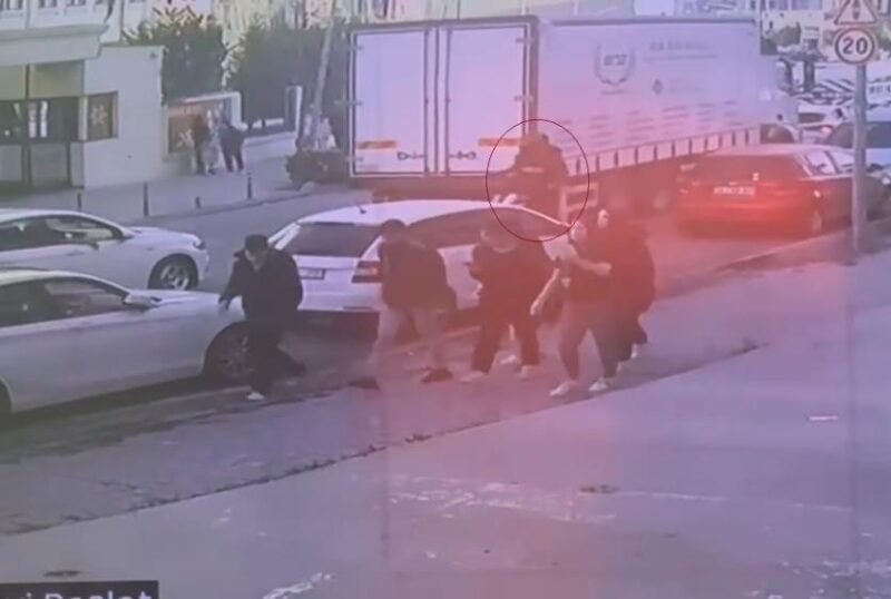 İstanbul Beylikdüzü'nde, okuldan çıkan 9 yaşındaki bir kız çocuğu ve