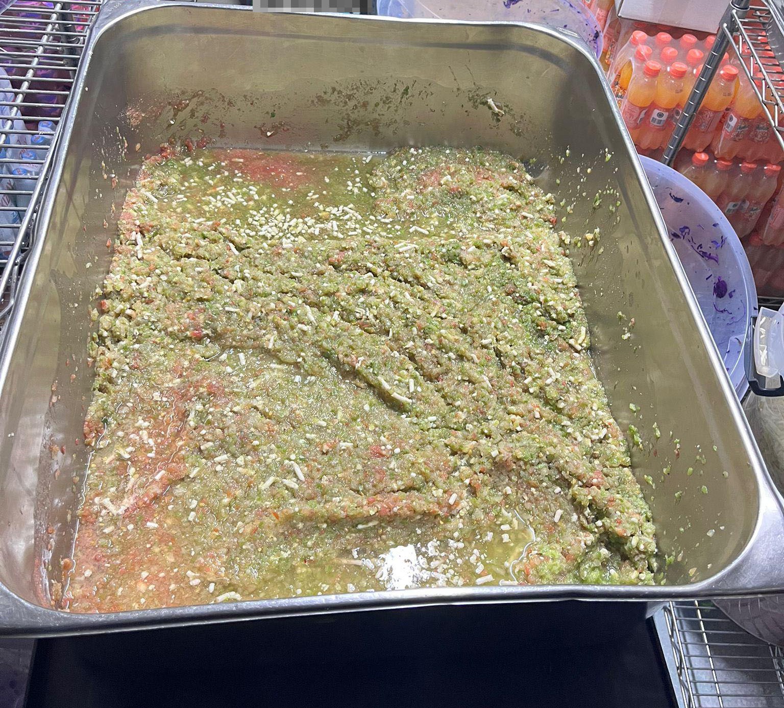 Antalya'da Kepez Belediyesi Zabıta Müdürlüğü ekipleri, gerçekleştirdiği denetimlerde bir soğuk