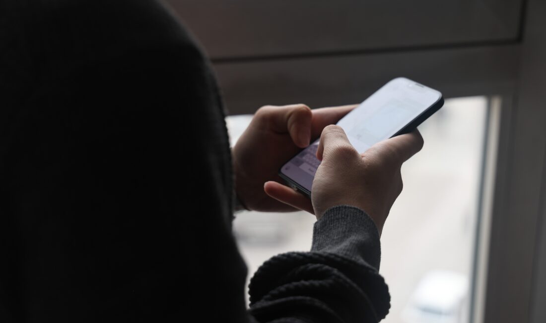 Halk dilinde kaydırma olarak bilinen kısa video izleme alışkanlığına karşı