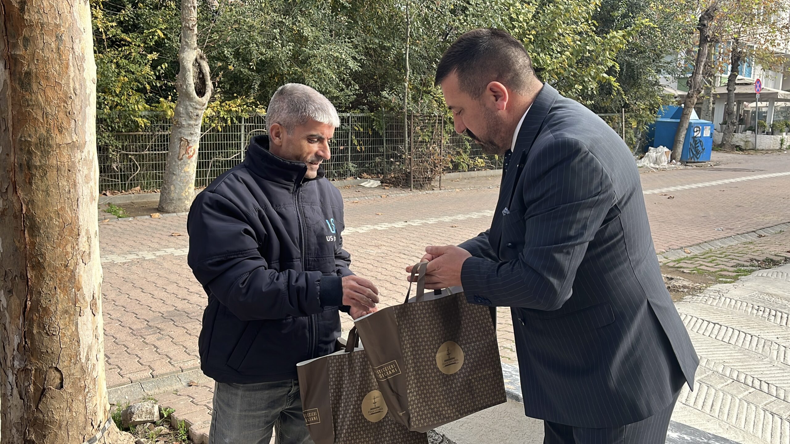 Kocaeli'nin Darıca ilçesinde bir zincir marketin temizlik görevlisi olan İbrahim