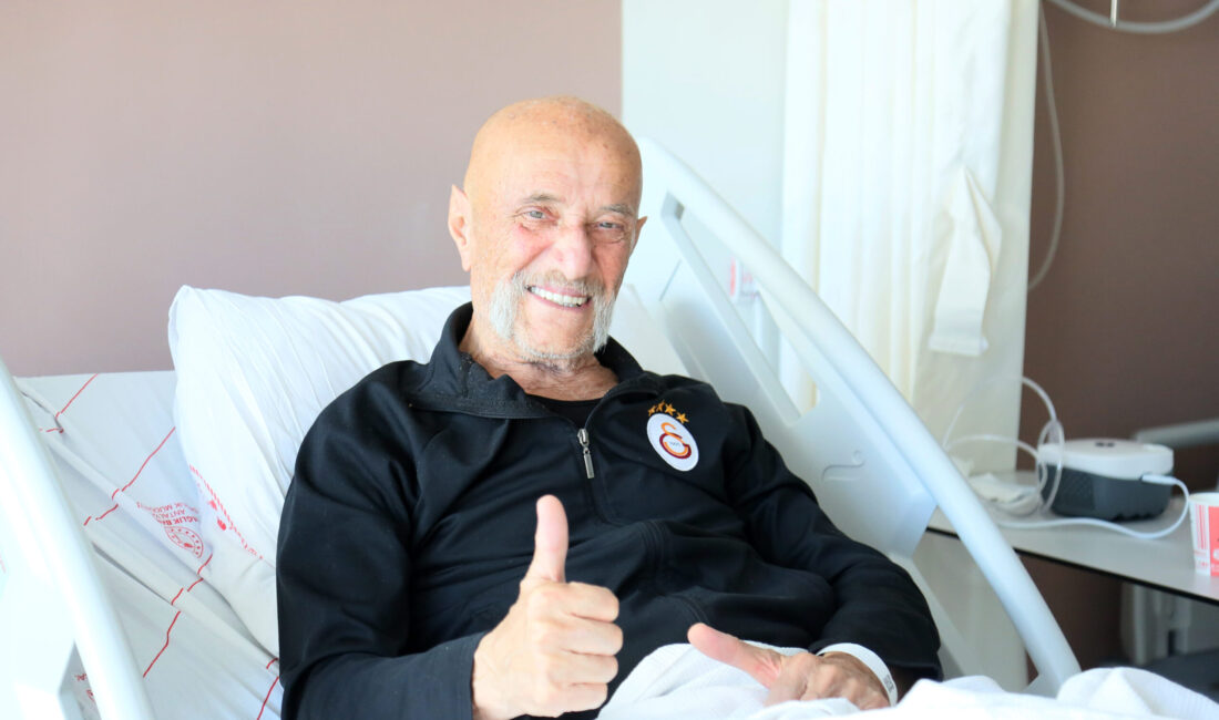 https://www.gazete3.com.tr/wp-content/uploads/2025/12/C1841868.mp4 Evinde geçirdiği rahatsızlık sonucu Antalya Şehir Hastanesi’ne getirilen Türk