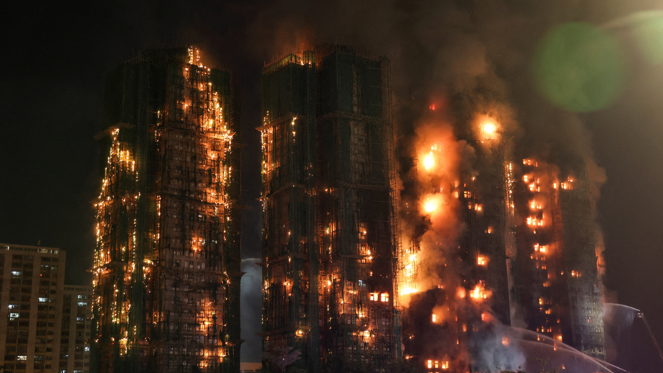 Hong Kong’da en az 159 kişinin hayatını kaybettiği büyük yangın