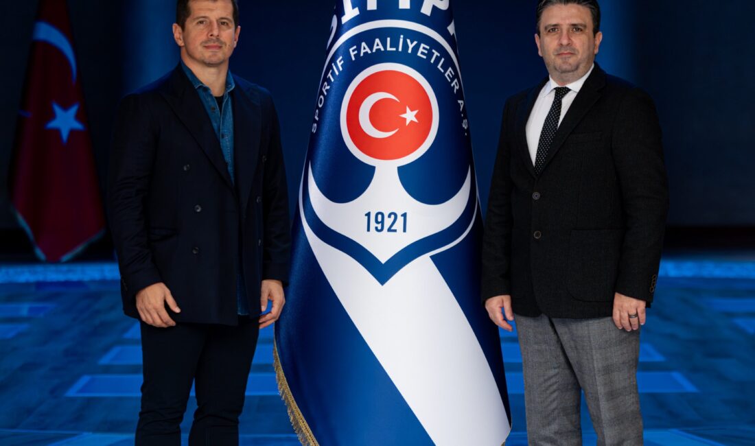 Kasımpaşa, teknik direktörlük görevi için Emre Belözoğlu ile sözleşme imzaladı.