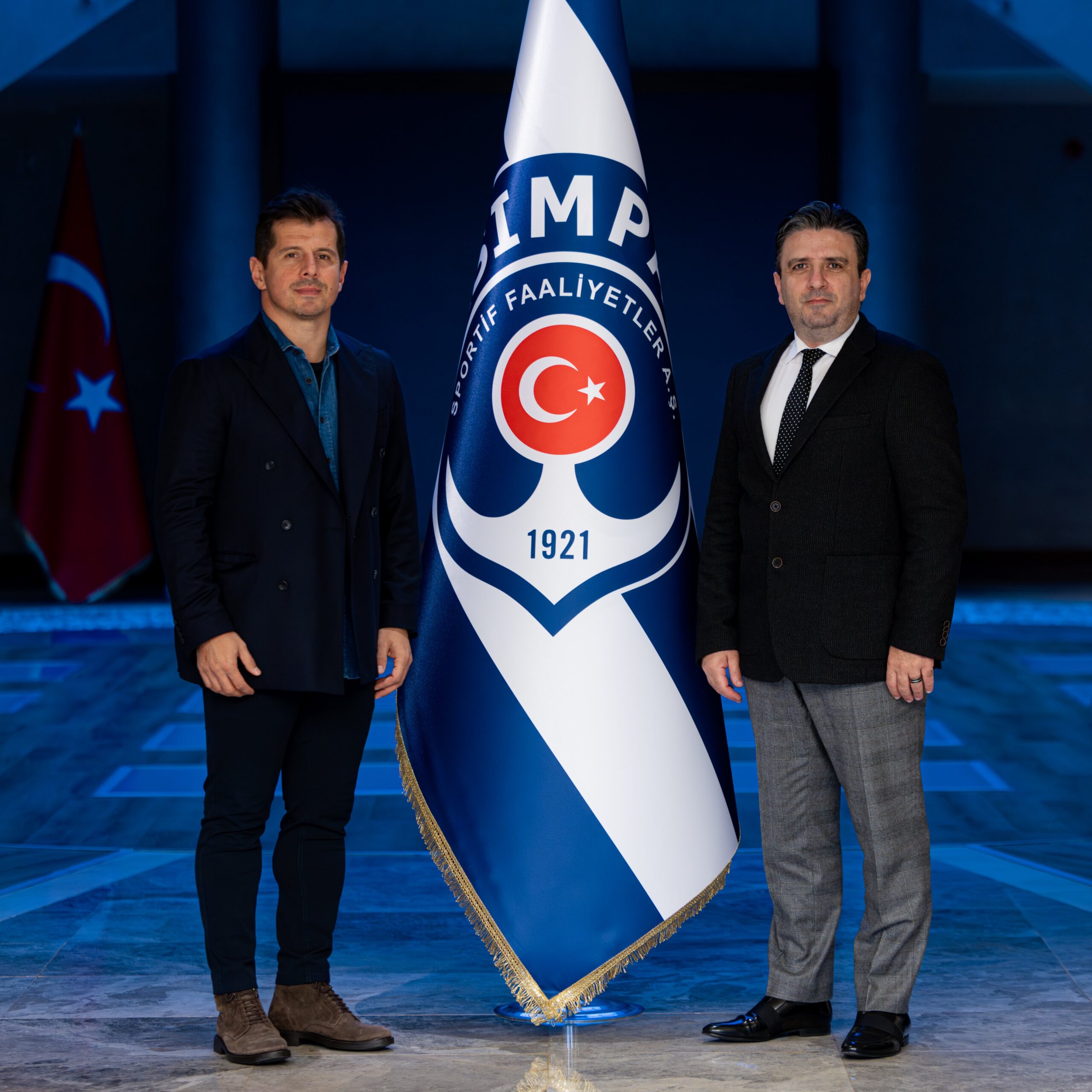 Süper Lig ekiplerinden Kasımpaşa, teknik direktörlük görevine Emre Belözoğlu’nu getirdi.