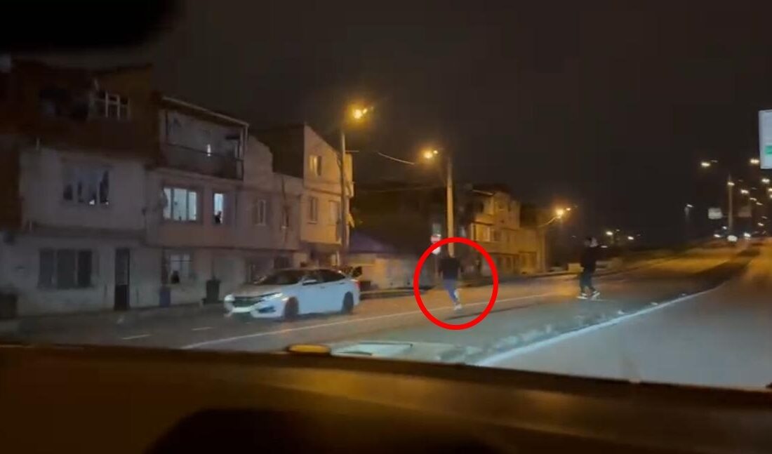 Bursa'da taksi şoförü arkadaşına ait ticari taksiyi gasp ederek kaçan