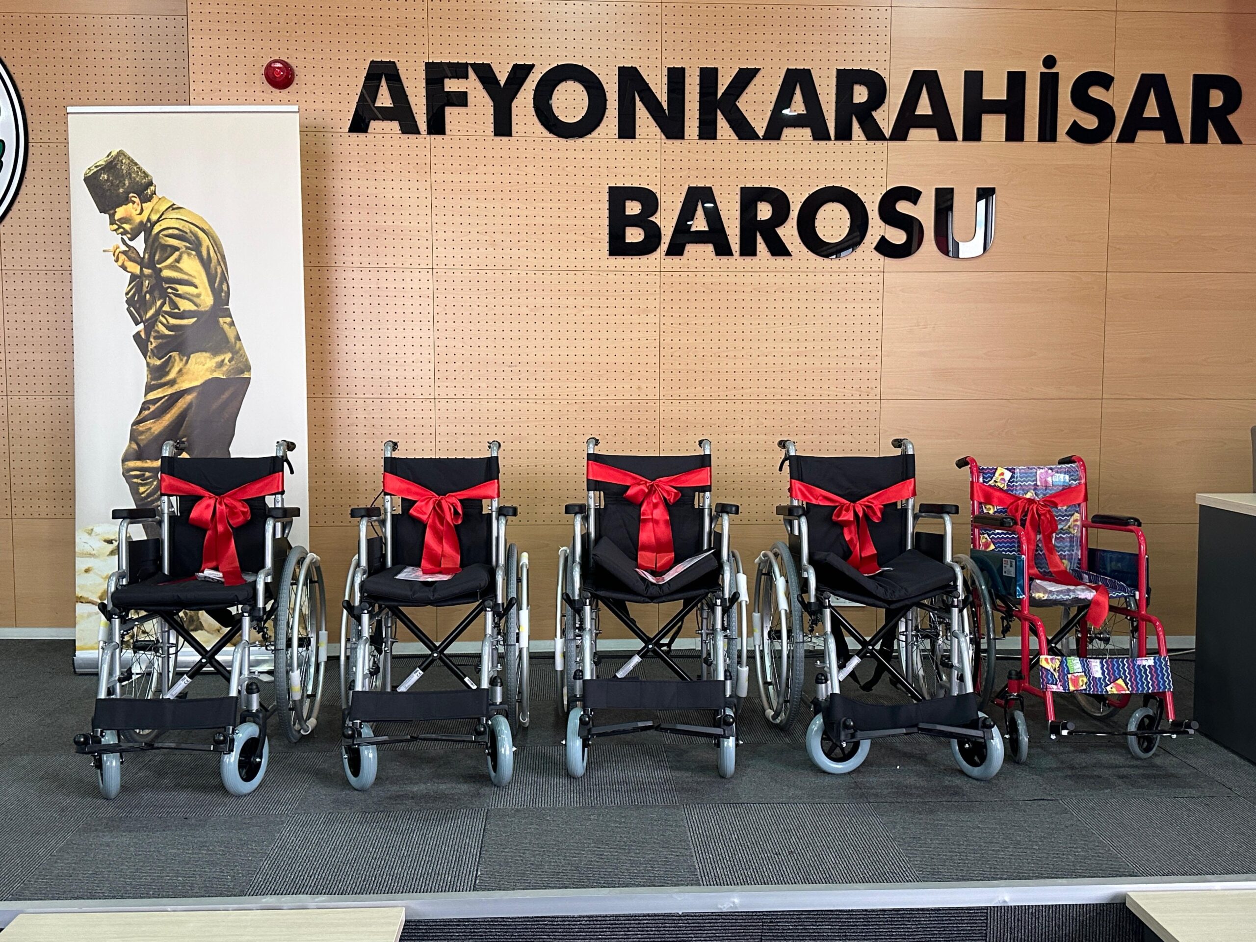 3 Aralık Dünya Engelliler Günü dolayısıyla Afyonkarahisar Barosu tarafından Baro