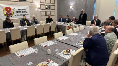 Toplantıya katılan siyasi parti il başkanları, Afyonkarahisar’daki güncel gelişmeler, yerel