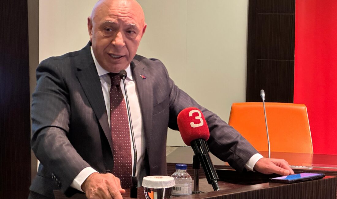 Afyonkarahisar Ticaret ve Sanayi Odası'nda düzenlenen Akaryakıt Sektörü İstişare Toplantısı'nda