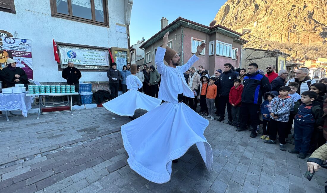 Afyonkarahisar Belediyesi tarafından düzenlenen Hz. Mevlana’nın 752. Vuslat Yıldönümü Anma
