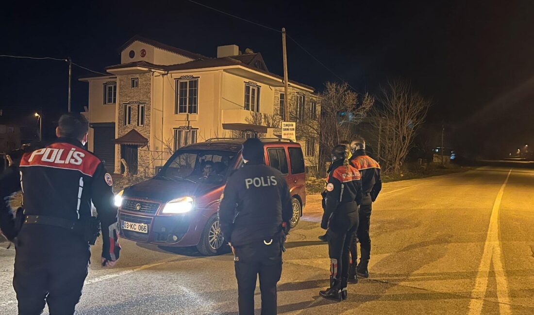 Afyonkarahisar Emniyet Müdürlüğü ekipleri, suç ve suçluyla mücadele kapsamında Sultandağı