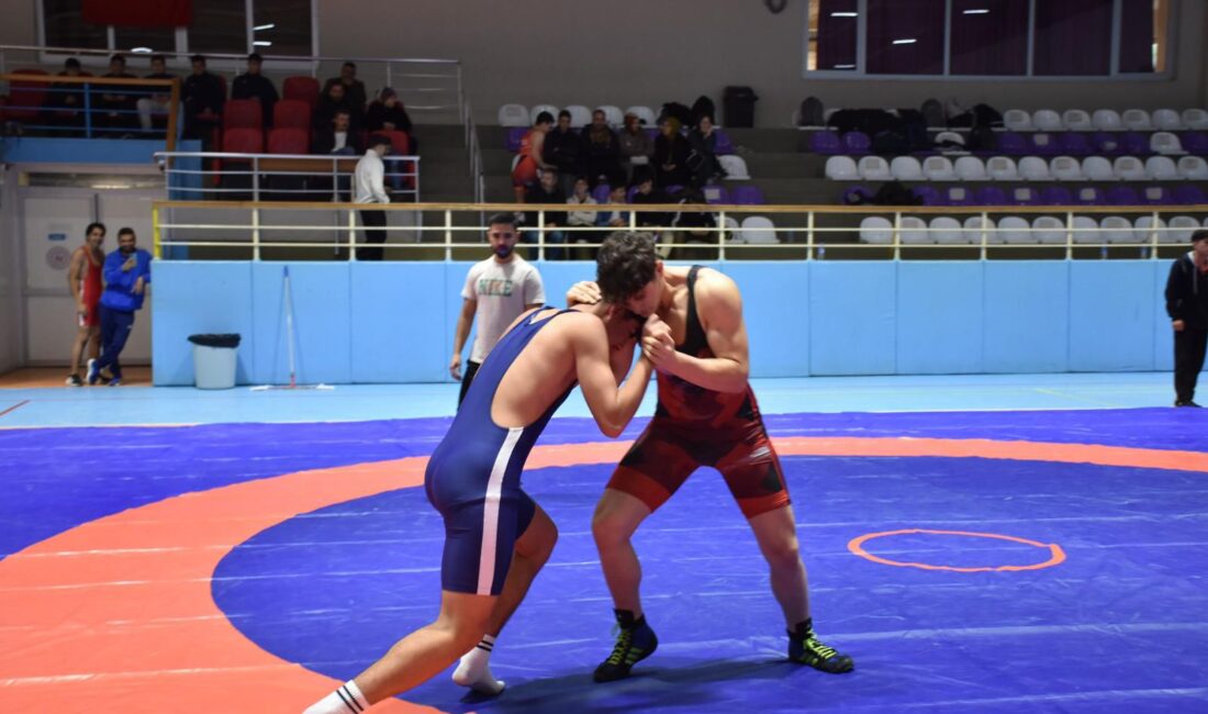 Okul Sporları kapsamında düzenlenen Genç Erkekler A Grekoromen Güreş Müsabakaları