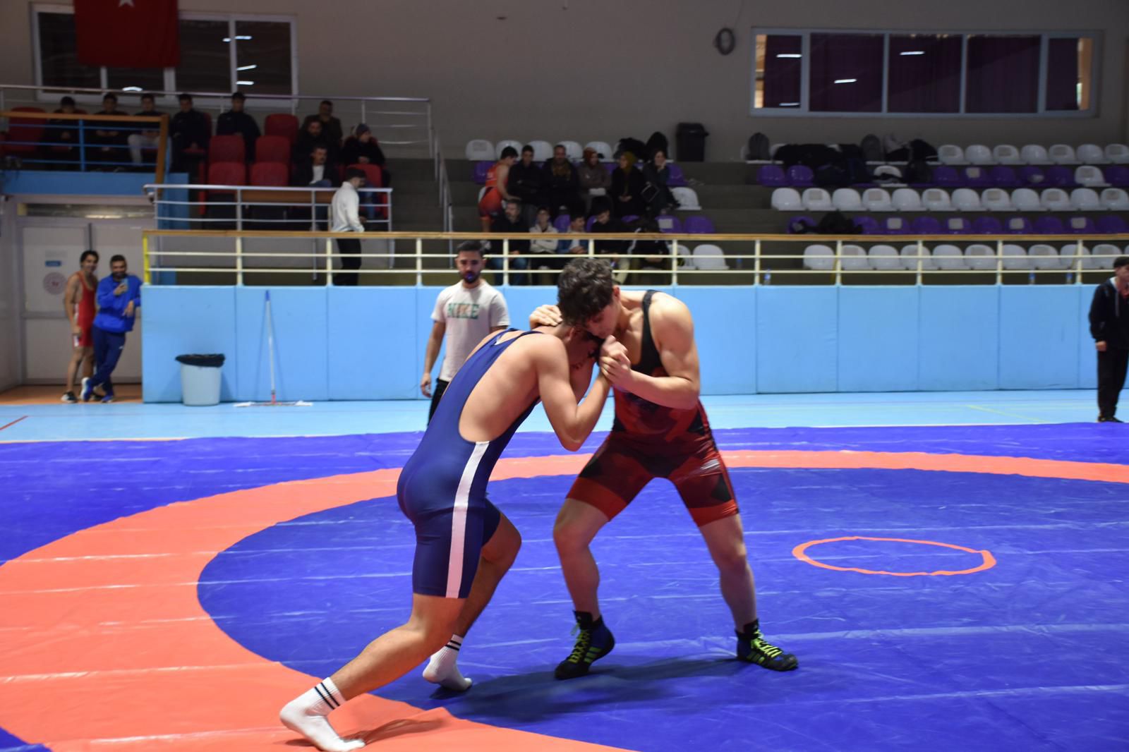 Okul Sporları kapsamında düzenlenen Genç Erkekler A Grekoromen Güreş Müsabakaları