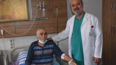 Uşak'ta yaşayan şeker hastası Mehmet Yıldırım, damar tıkanıklığı nedeniyle kesilme