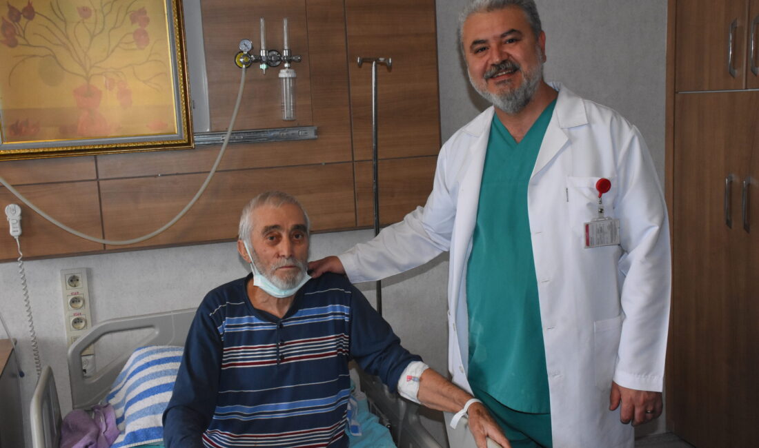 Uşak Dikilitaş Mahallesi’nde yaşayan ve 20 yıldır şeker hastalığıyla mücadele