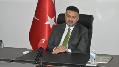 İscehisar Mermerciler Derneği Başkanı Remzi Özcan ve yönetim kurulu üyeleri,