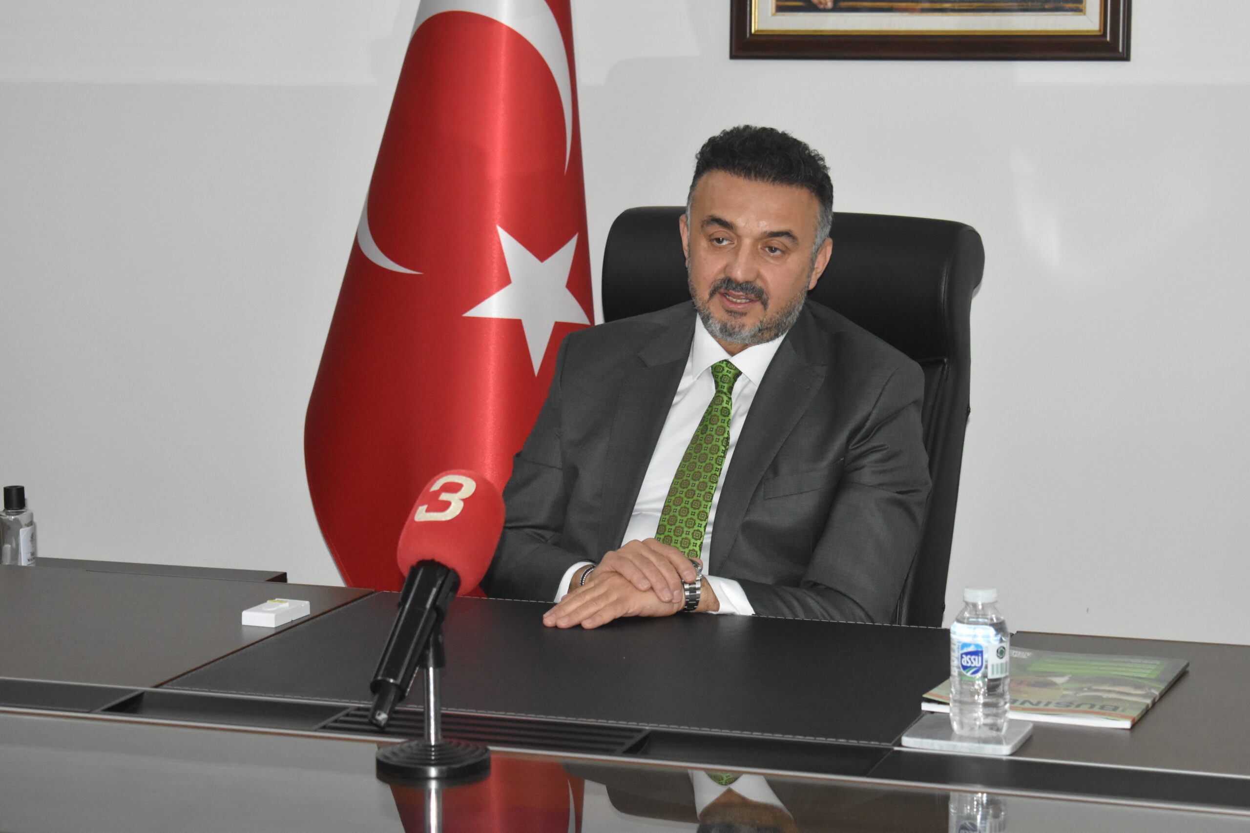 İscehisar Mermerciler Derneği Başkanı Remzi Özcan ve yönetim kurulu üyeleri,