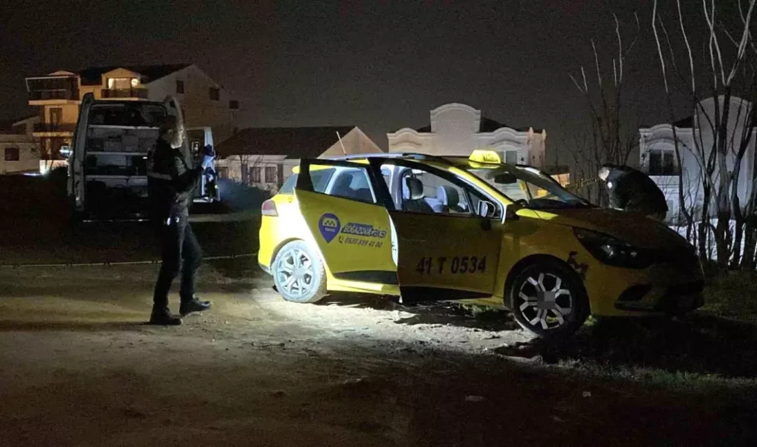 Kocaeli'nin İzmit ilçesinde taksici Emre Bayram'ın komşusu tarafından 26 bıçak