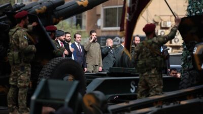 Suriye halkı, Beşar Esad rejiminin çöküşünün üzerinden geçen bir yılı