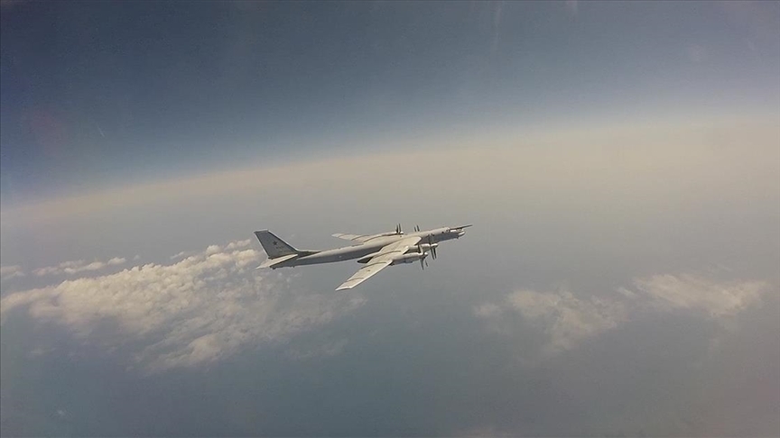 Rusya Savunma Bakanlığı, Rus "Tu-22M3" uzun menzilli stratejik bombardıman uçaklarının
