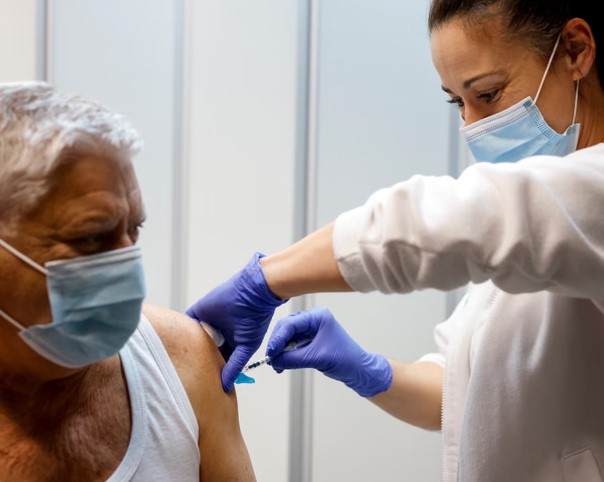 Dünya Sağlık Örgütü, yeni baskın bir virüs türünün tetiklediği yoğun