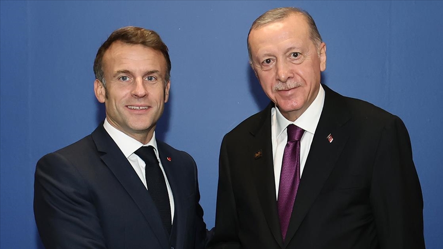 Cumhurbaşkanı Erdoğan, Fransa Cumhurbaşkanı Macron ile yaptığı telefon görüşmesinde iki