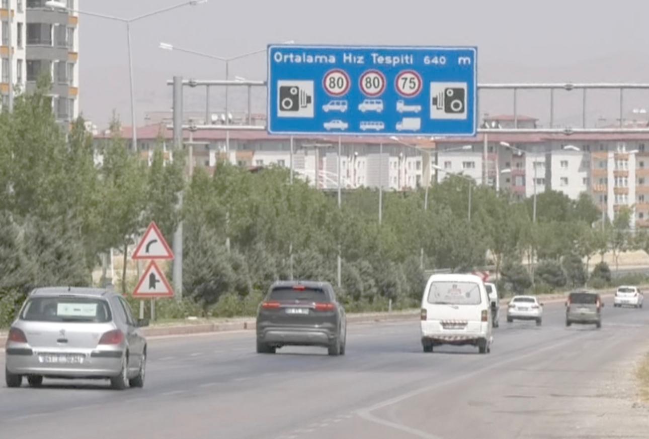 Afyonkarahisar’da trafik güvenliğini artırmak amacıyla kurulan Elektronik Denetleme Sistemleri (EDS),