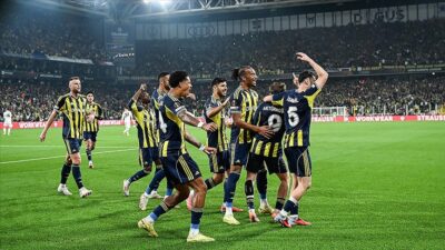 Sarı-lacivertliler, Avrupa kupalarında geride kalan 295 müsabakada 116 galibiyet ve