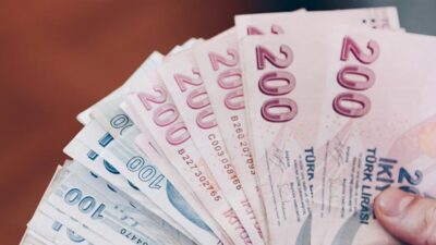 TÜİK’in Kasım ayı enflasyon verilerini açıklamasıyla memur ve emeklilerin 5