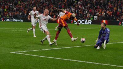 Süper Lig’in 15’inci haftasında Galatasaray sahasında Samsunspor’u 3-2 mağlup etti.
