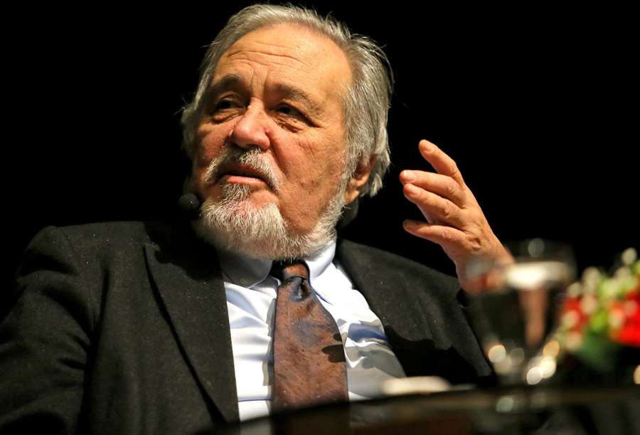 Prof. Dr. İlber Ortaylı, Batı’ya özenen gençlere ve ailelere uyarılarda