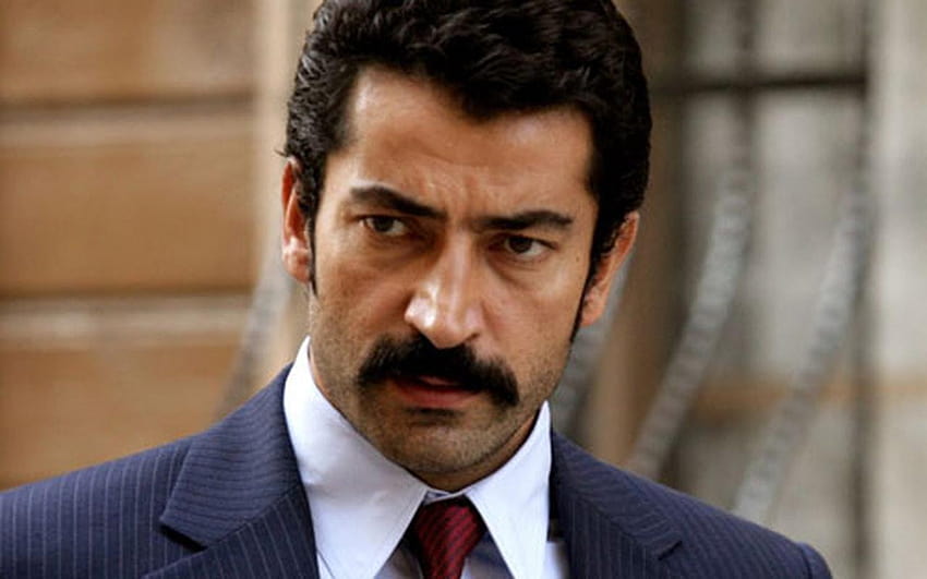 Ünlü oyuncu Kenan İmirzalıoğlu, 2028 seçimlerinde AK Parti’den milletvekili adayı