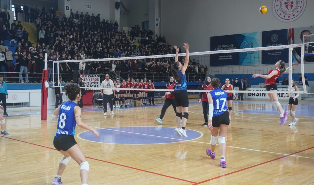 Afyonkarahisar, bir hafta boyunca genç sporcuların potansiyelini ve azmini sahaya