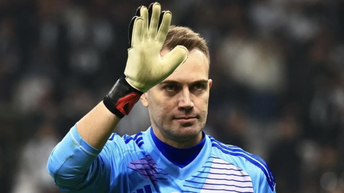 Beşiktaş kalecisi Mert Günok, Türkiye Kupası'nda oynayacakları Fenerbahçe derbisi öncesi